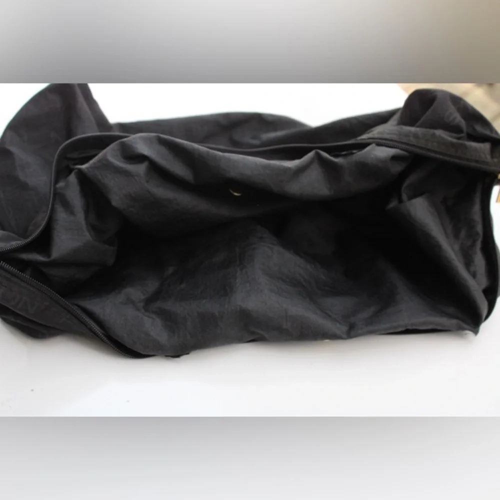 Halston travel tote bag